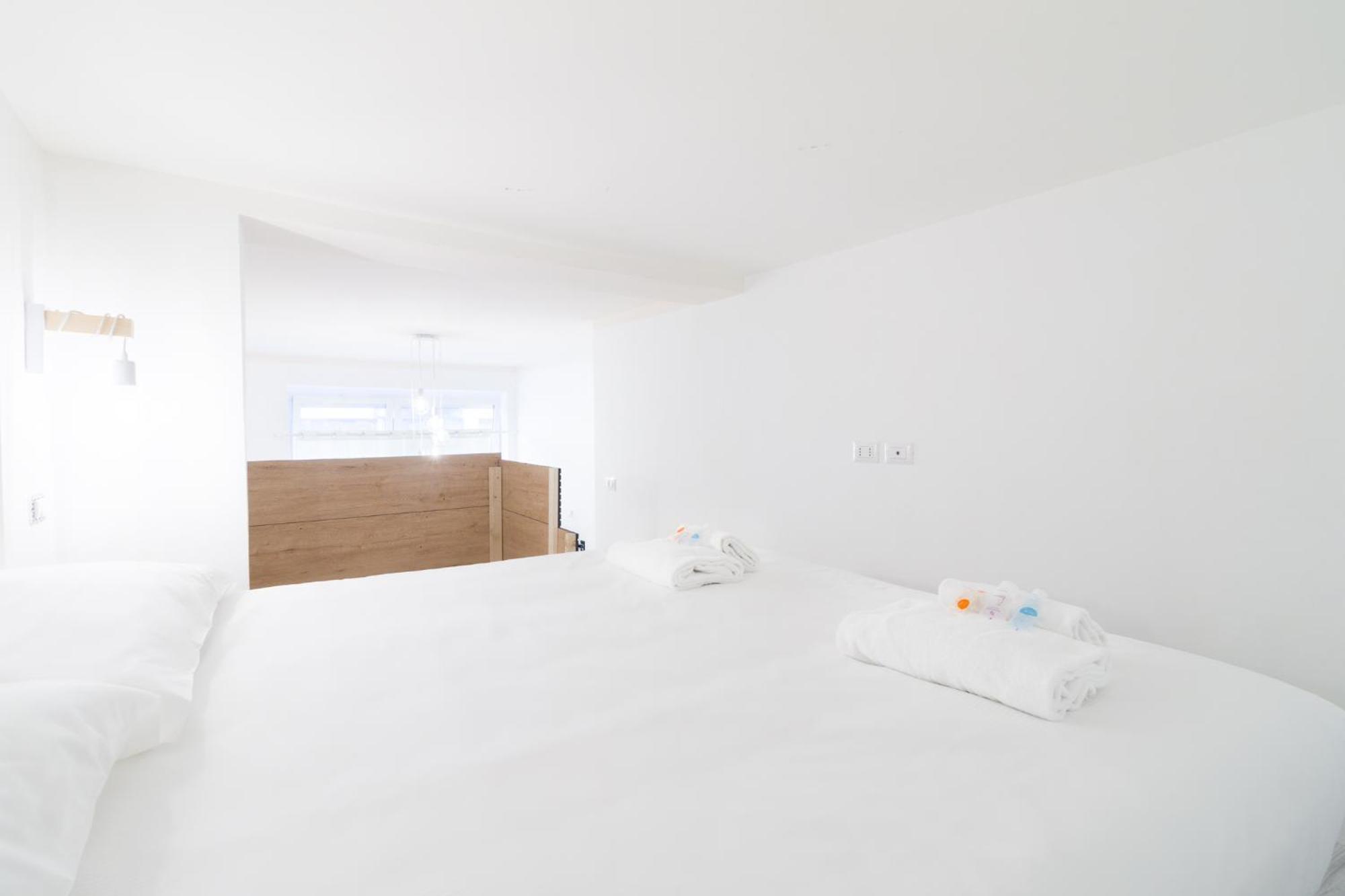 Nel Cuore Dei Navigli - Home Suite ミラノ エクステリア 写真