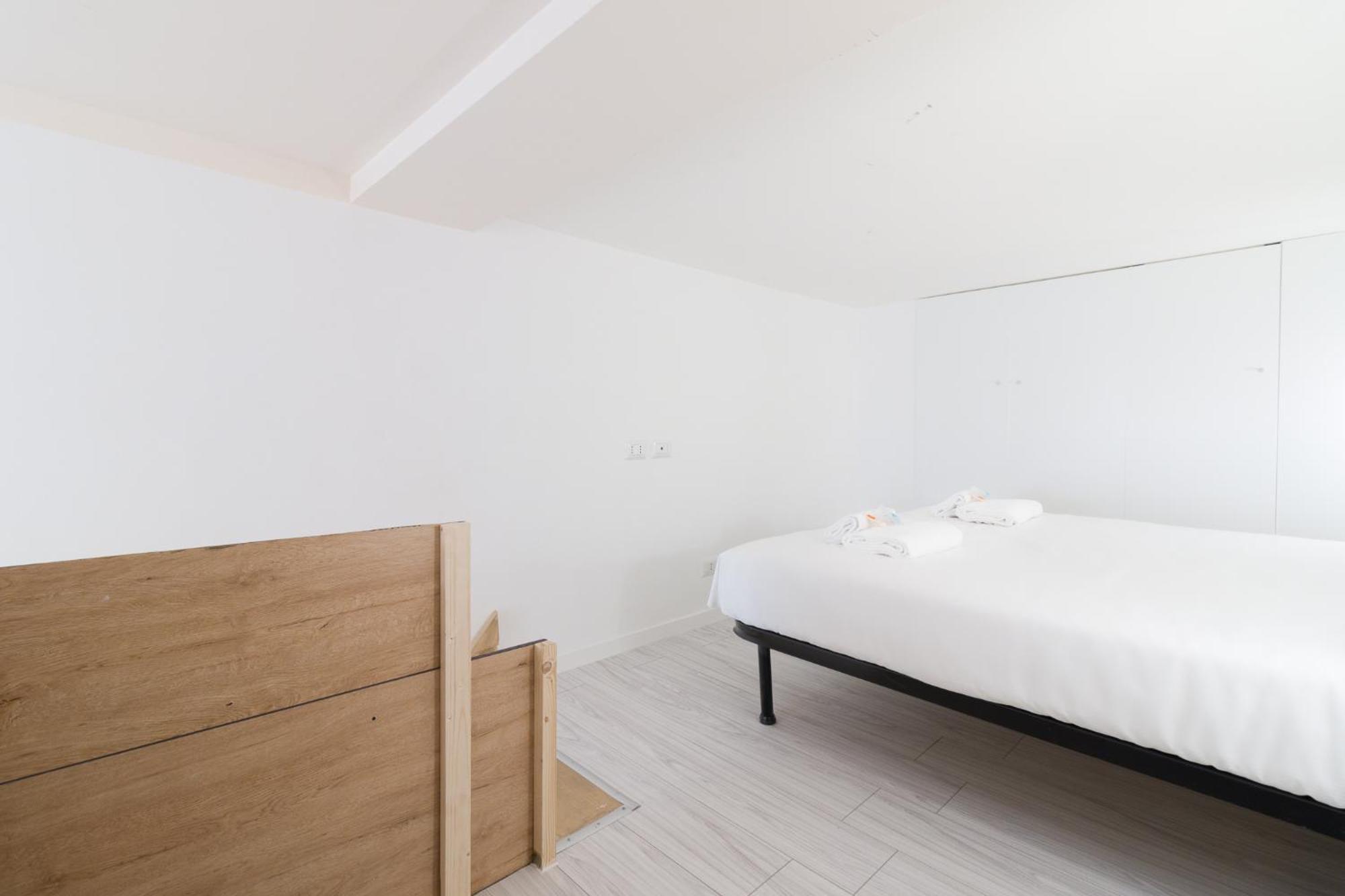 Nel Cuore Dei Navigli - Home Suite ミラノ エクステリア 写真