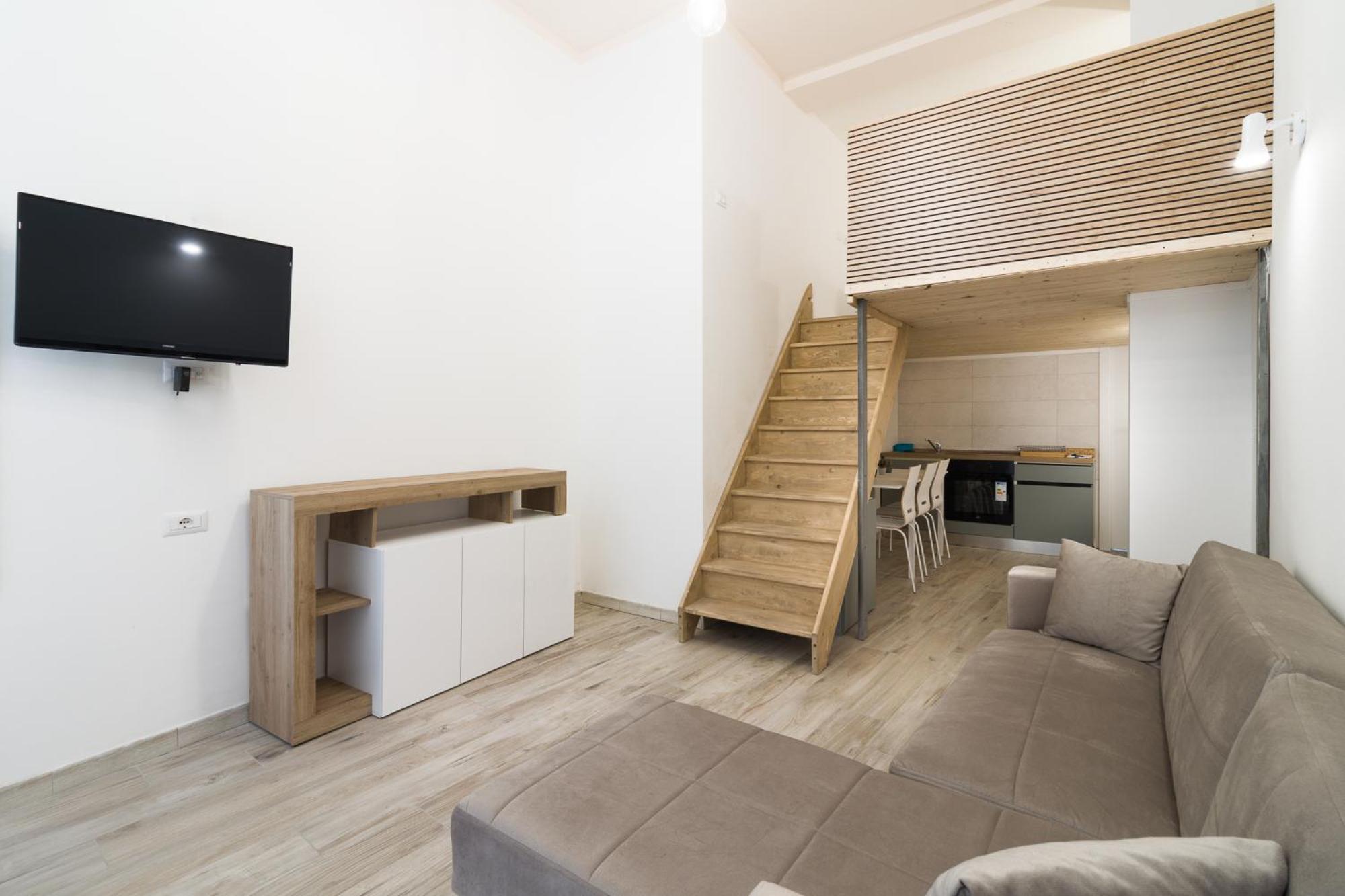 Nel Cuore Dei Navigli - Home Suite ミラノ エクステリア 写真